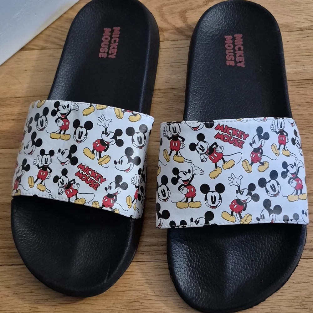 Disney Adult XL Men's 11 Mickey Mouse Slide Sandals - Black and White